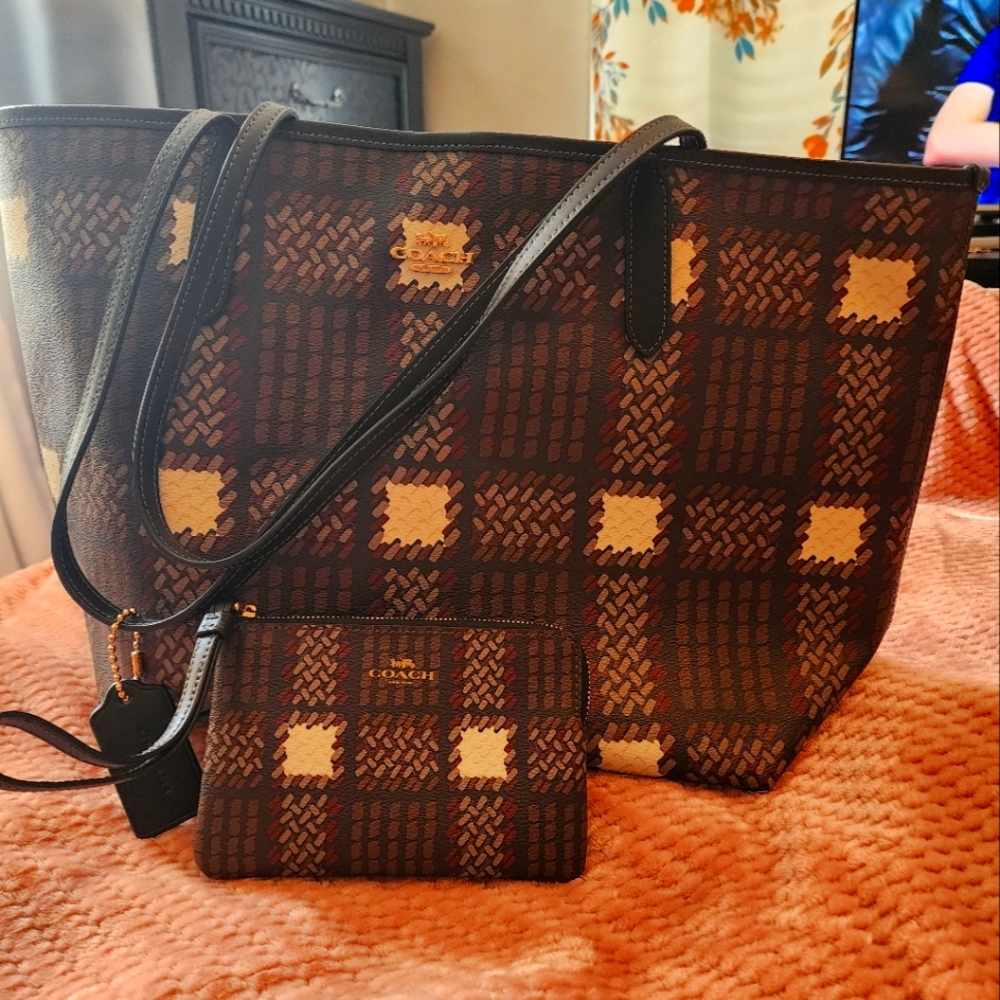 Coach Shoulder bag
